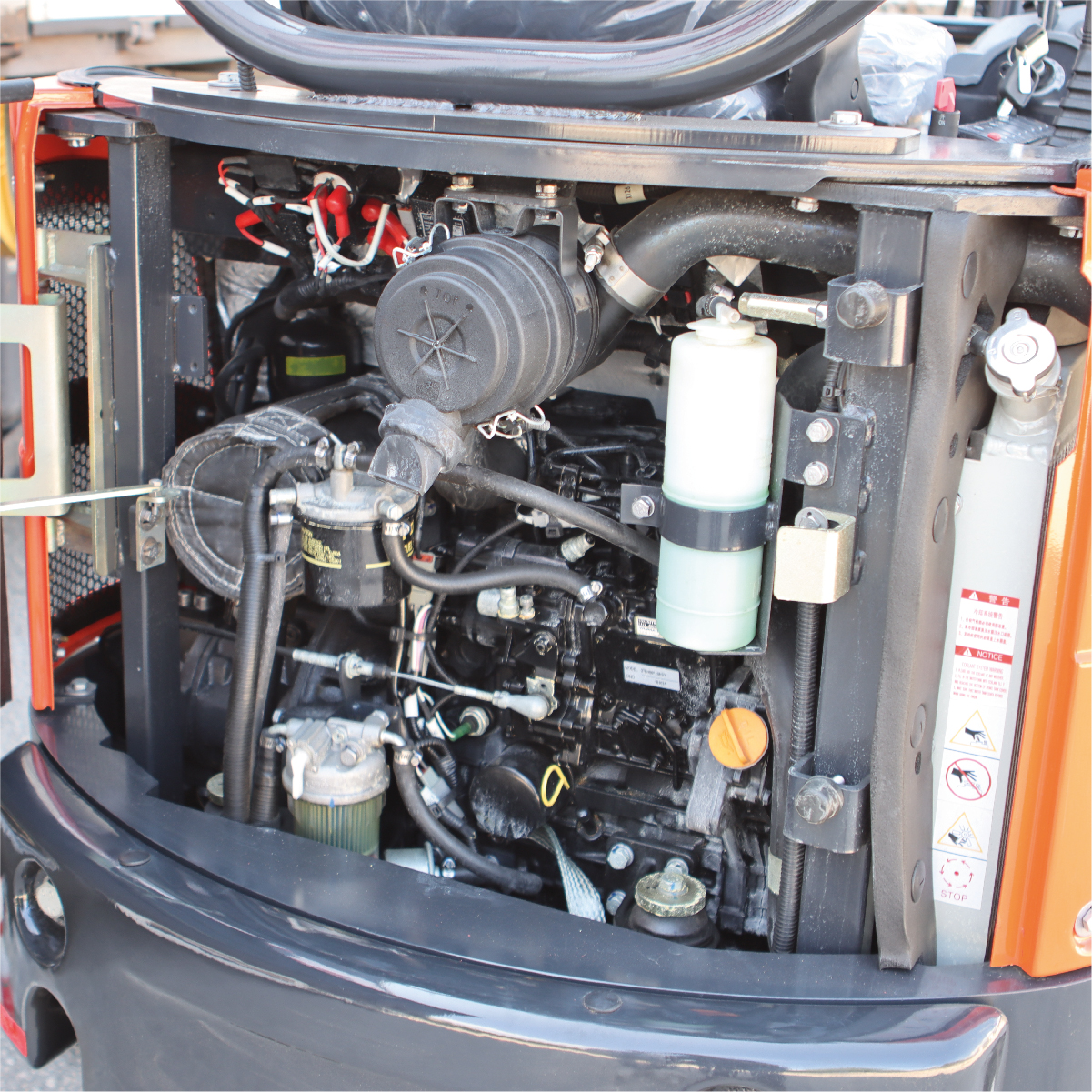 Mini-escavatore-20-quintali-airone-200-07