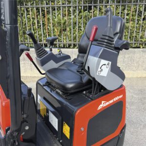 Documentazione tecnica File Descrizione Dimensione Download Brochure AIRONE 100 PRO 8 MB 1 mini-escavatore-airone-100pro-07
