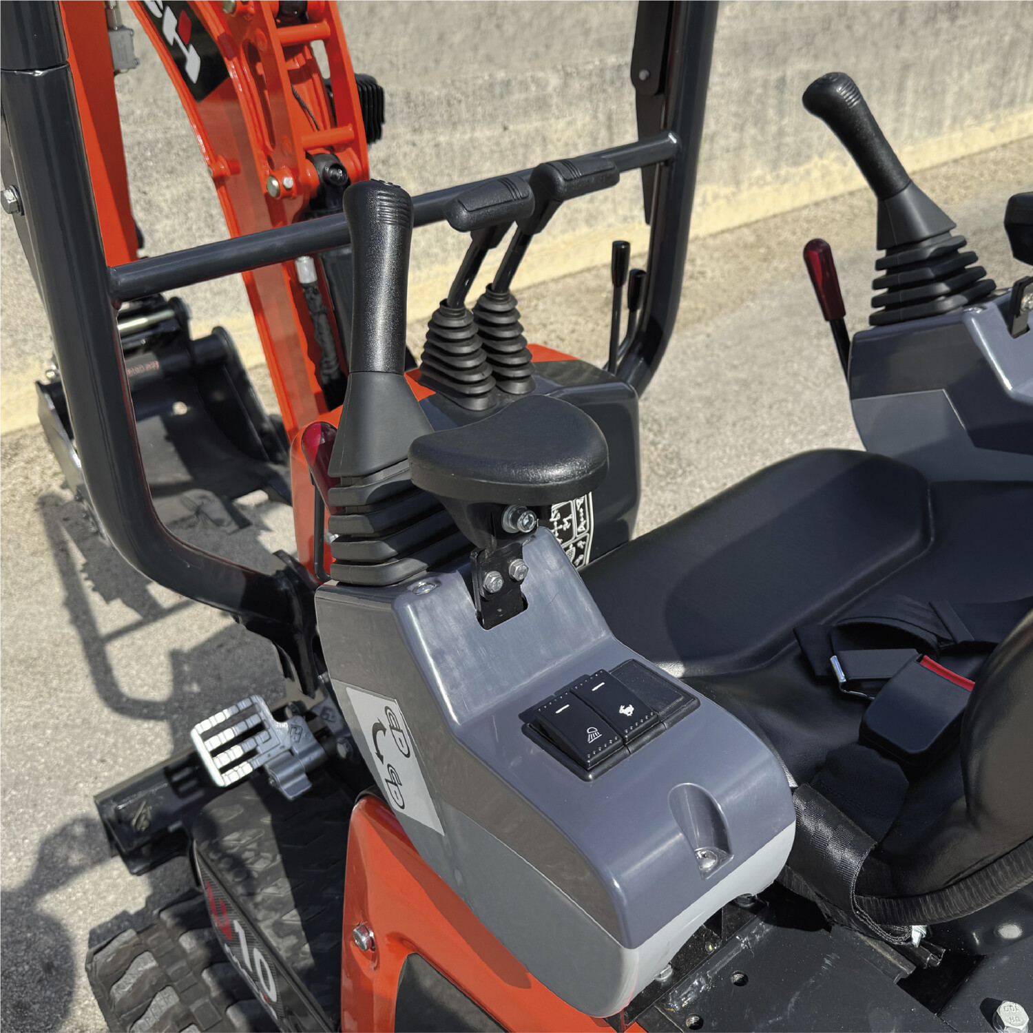 mini-escavatore-airone-100pro-11