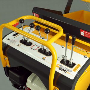 Documentazione tecnica File Descrizione Dimensione Download Catalogo Pellicano 580 680PRO 2026 6 MB 149 mini-dumper-Pellicano-680-plancia